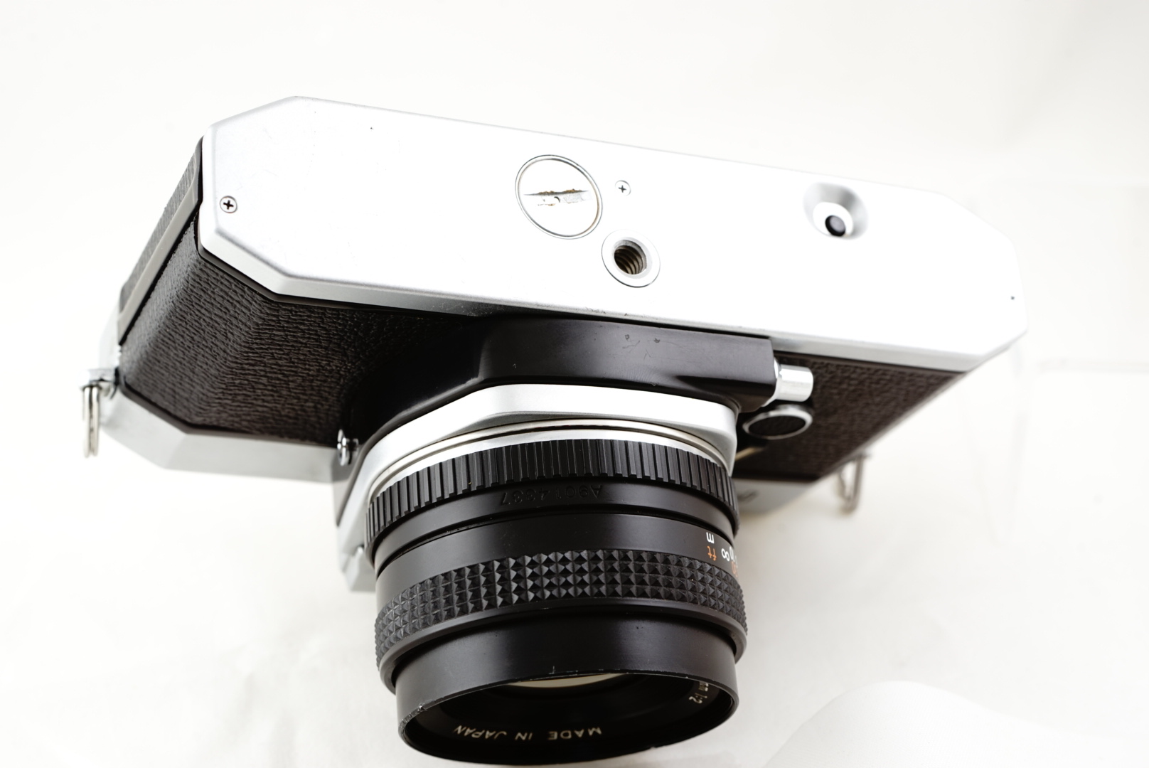 ภาพตัวอย่างกล้องฟิลม์ Yashica FX-2 ตูดกล้อง
